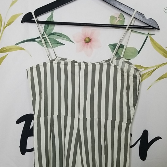 Asos striped jumpsuit frill hem square neck - Picture 8 of 11